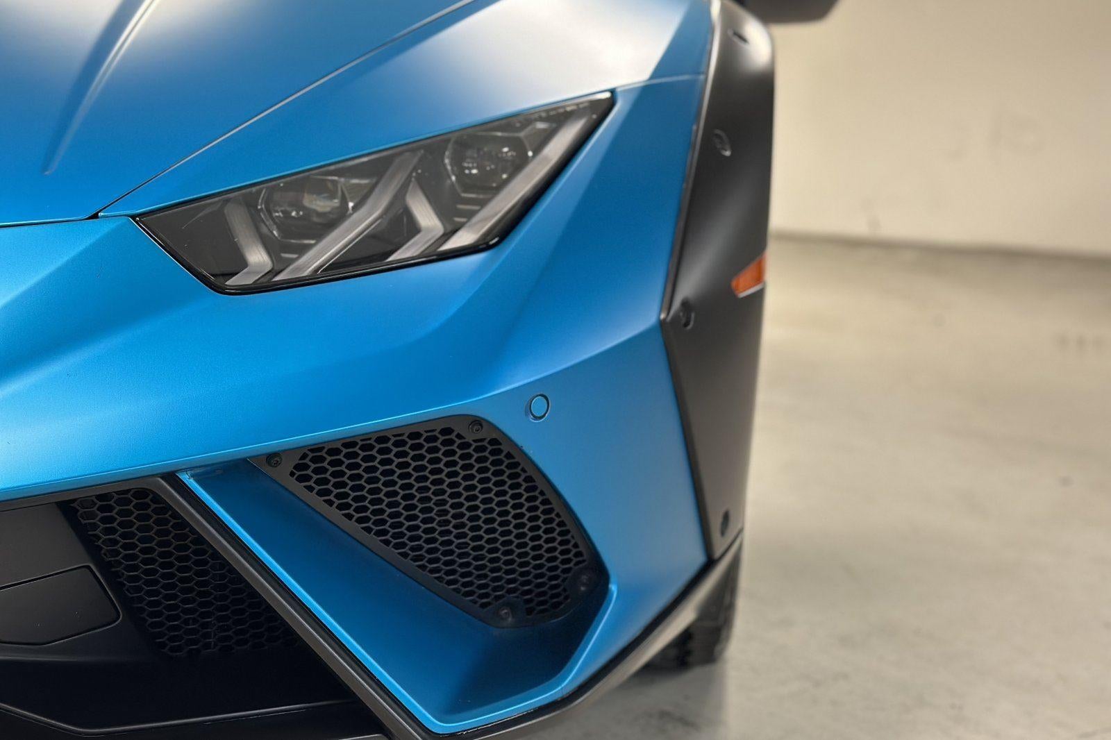 2024 Lamborghini Huracan Sterrato Coupe