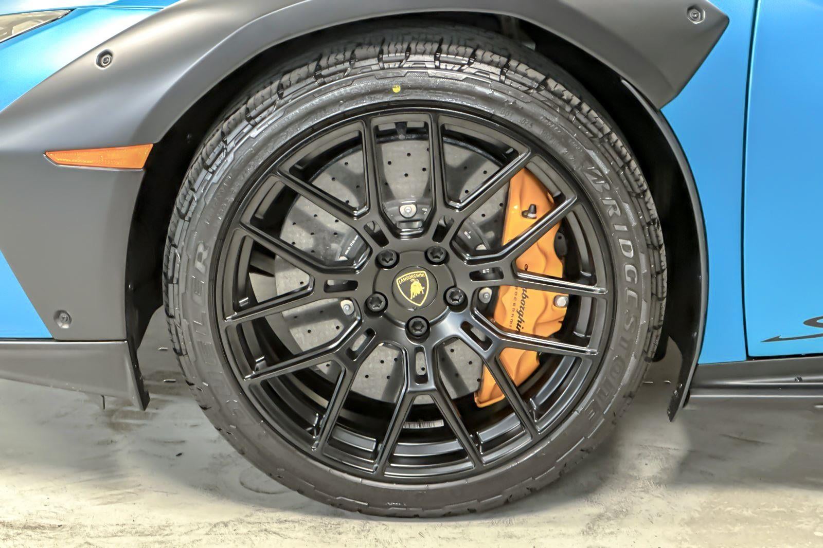 2024 Lamborghini Huracan Sterrato Coupe