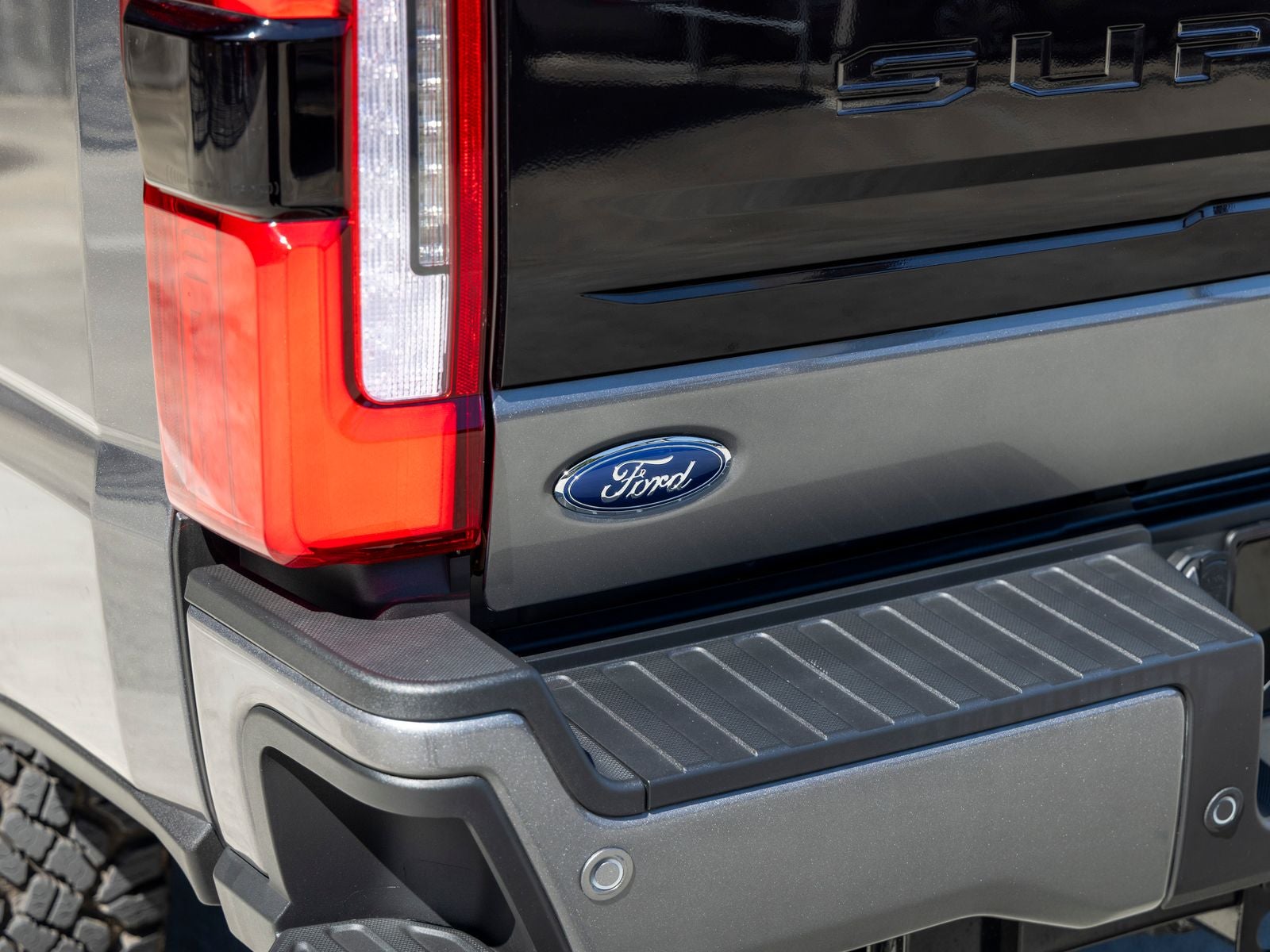 2025 Ford F-250SD Platinum