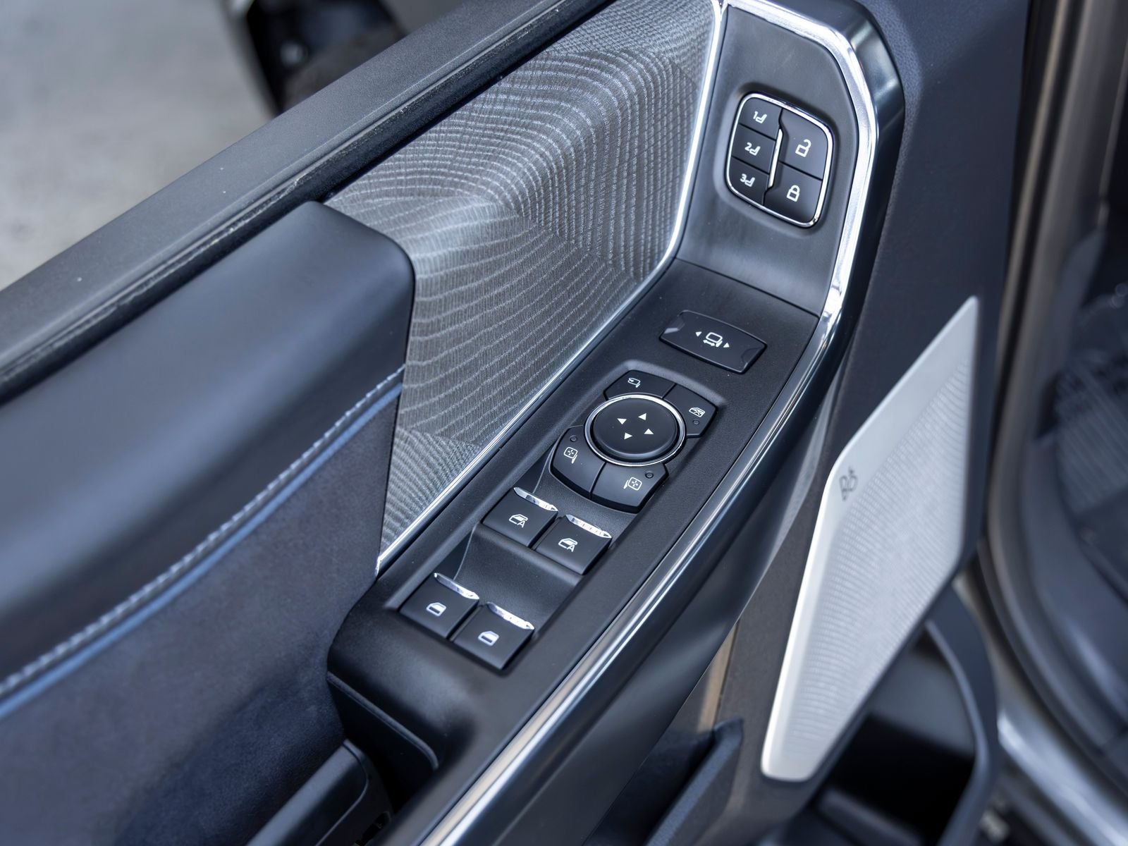 2025 Ford F-250SD Platinum