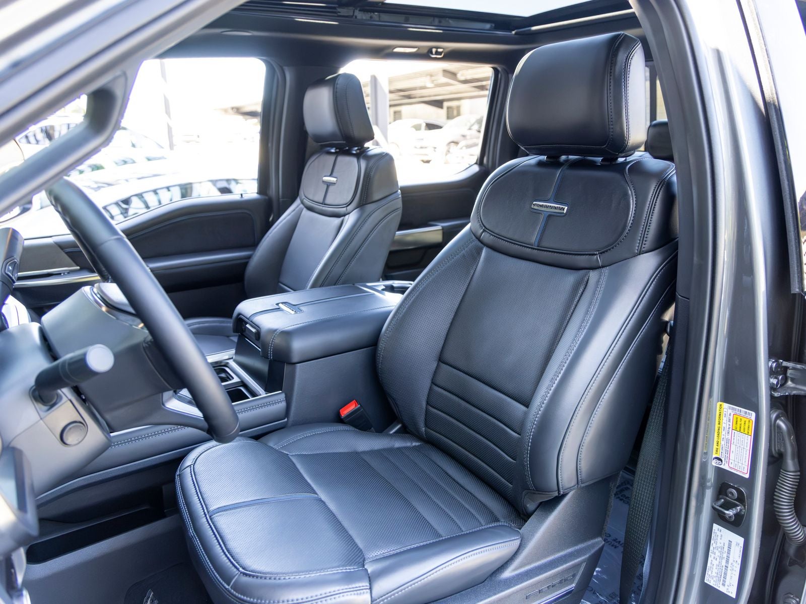 2025 Ford F-250SD Platinum