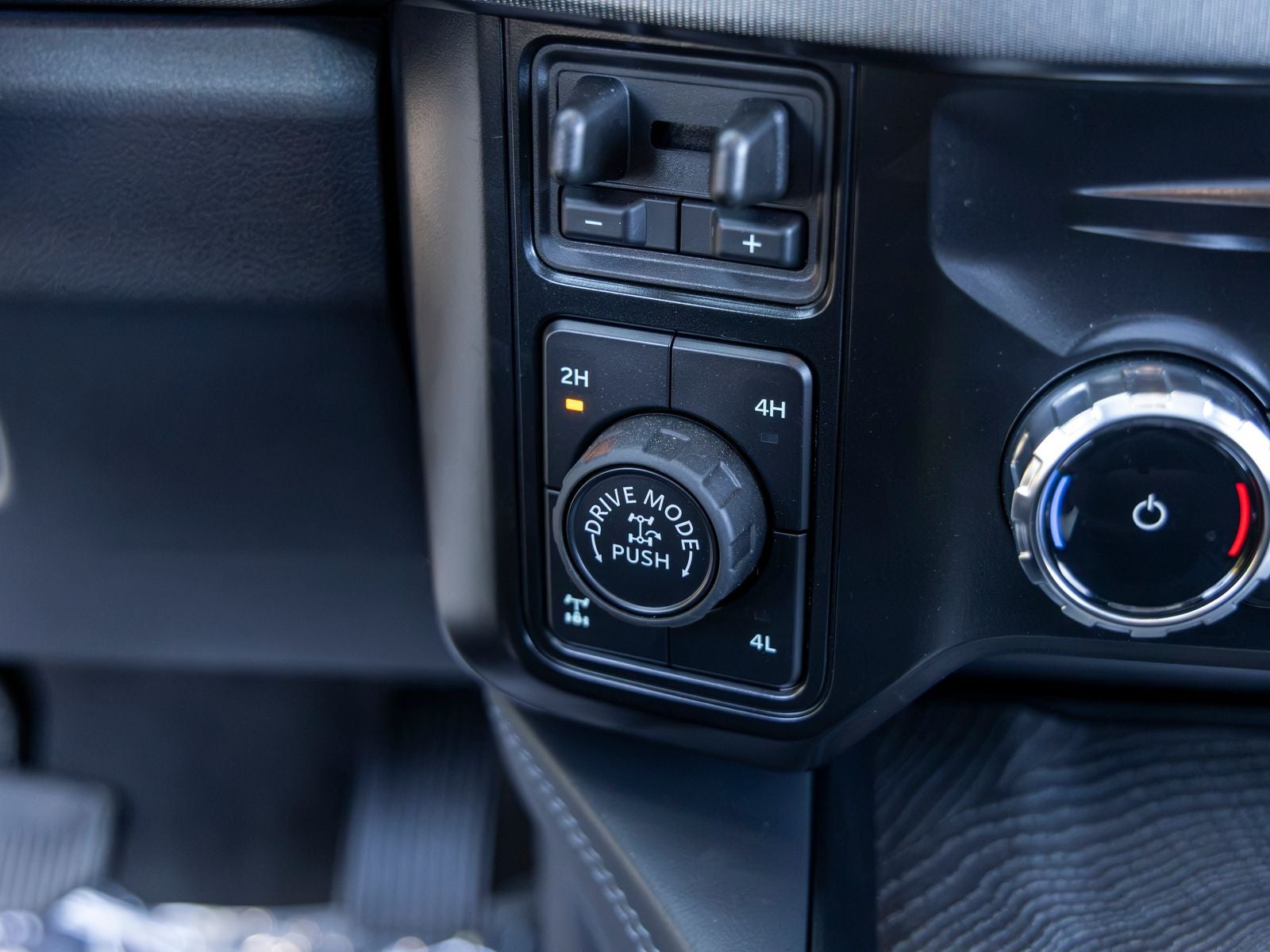 2025 Ford F-250SD Platinum