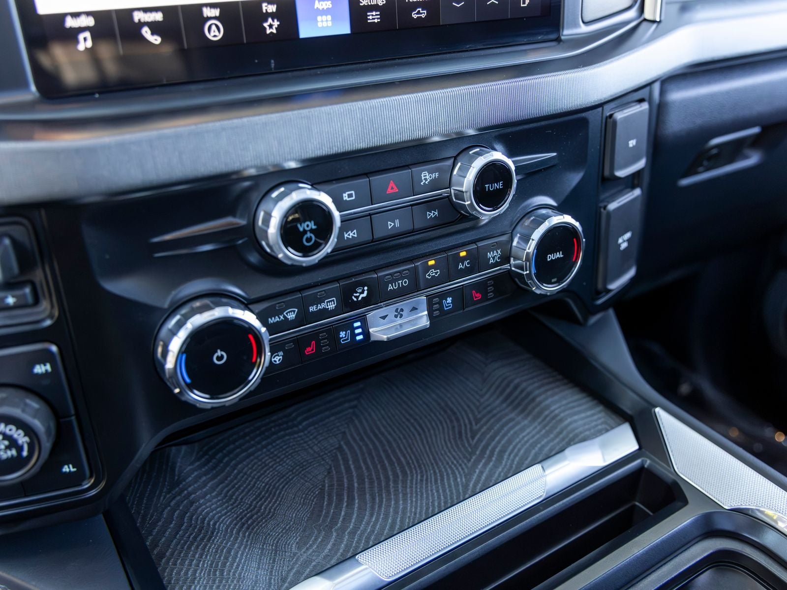 2025 Ford F-250SD Platinum