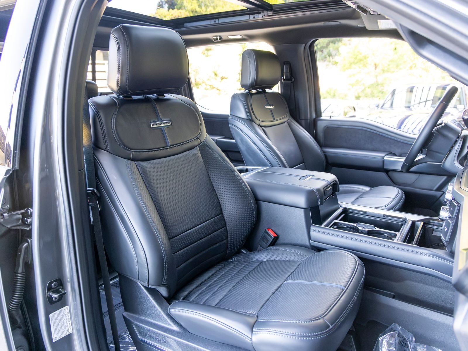 2025 Ford F-250SD Platinum