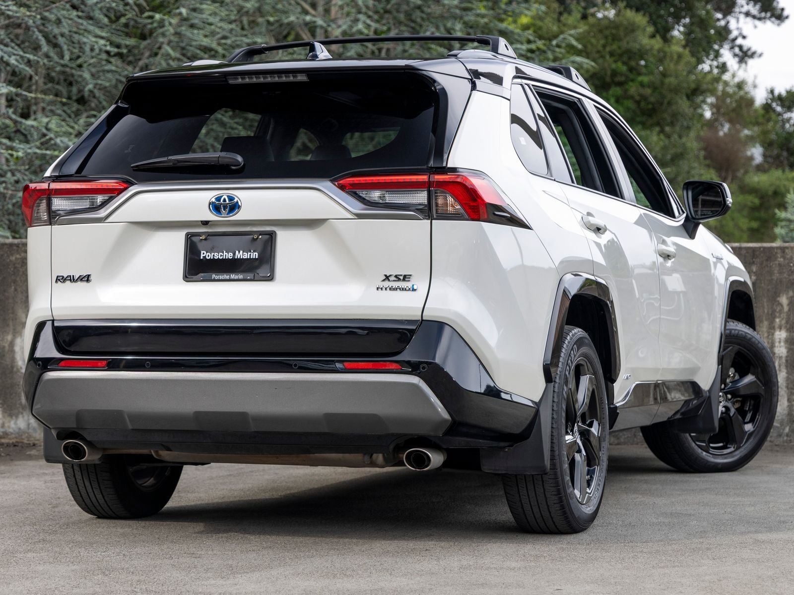 2019 Toyota RAV4 Hybrid XSE