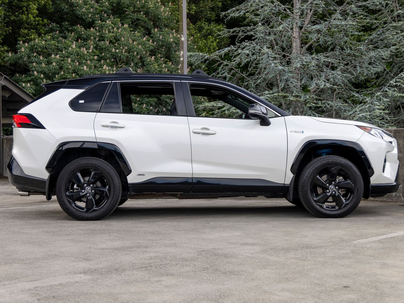 2019 Toyota RAV4 Hybrid XSE