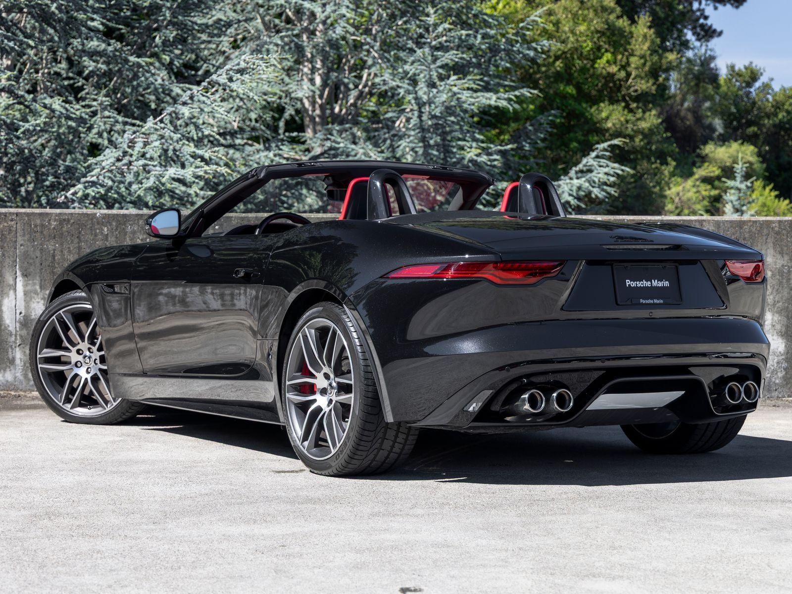 2024 Jaguar F-TYPE P450