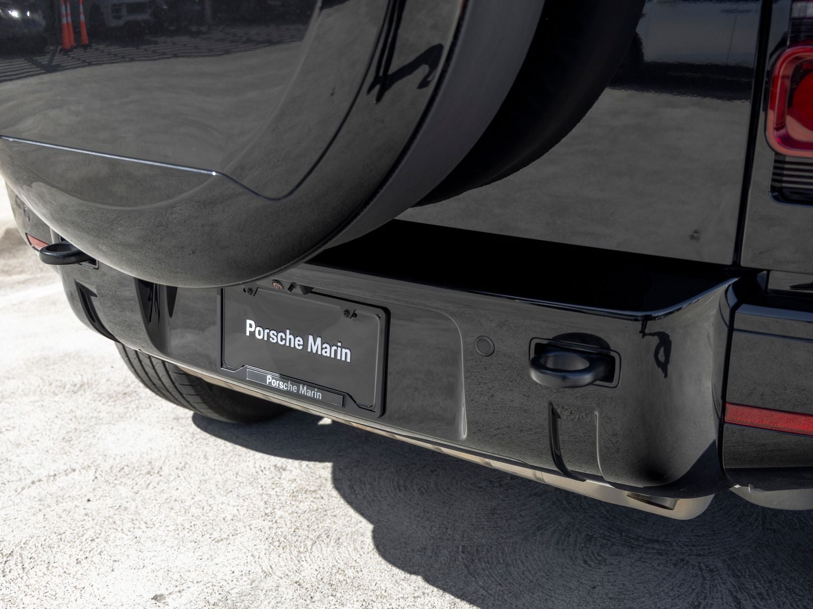 2025 Land Rover Defender 90 X-Dynamic SE