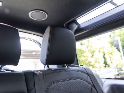 2025 Land Rover Defender 90 X-Dynamic SE