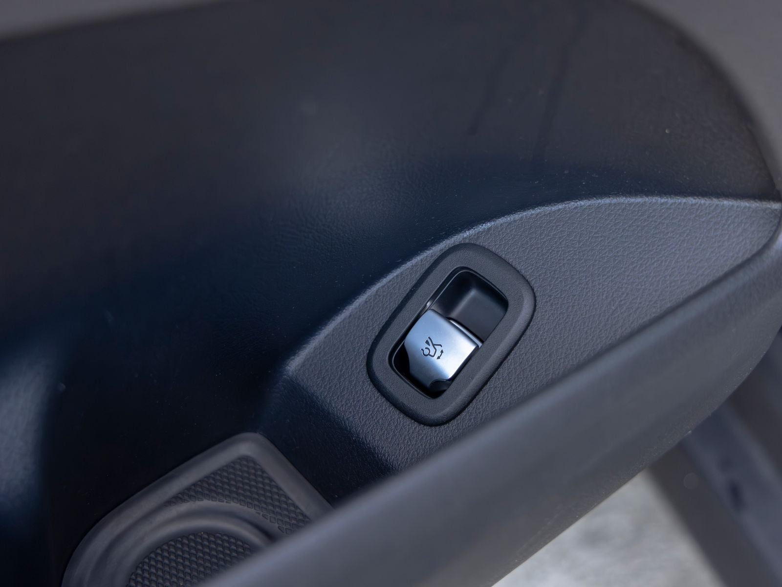 2023 Mercedes-Benz GLC GLC 300 4MATIC®