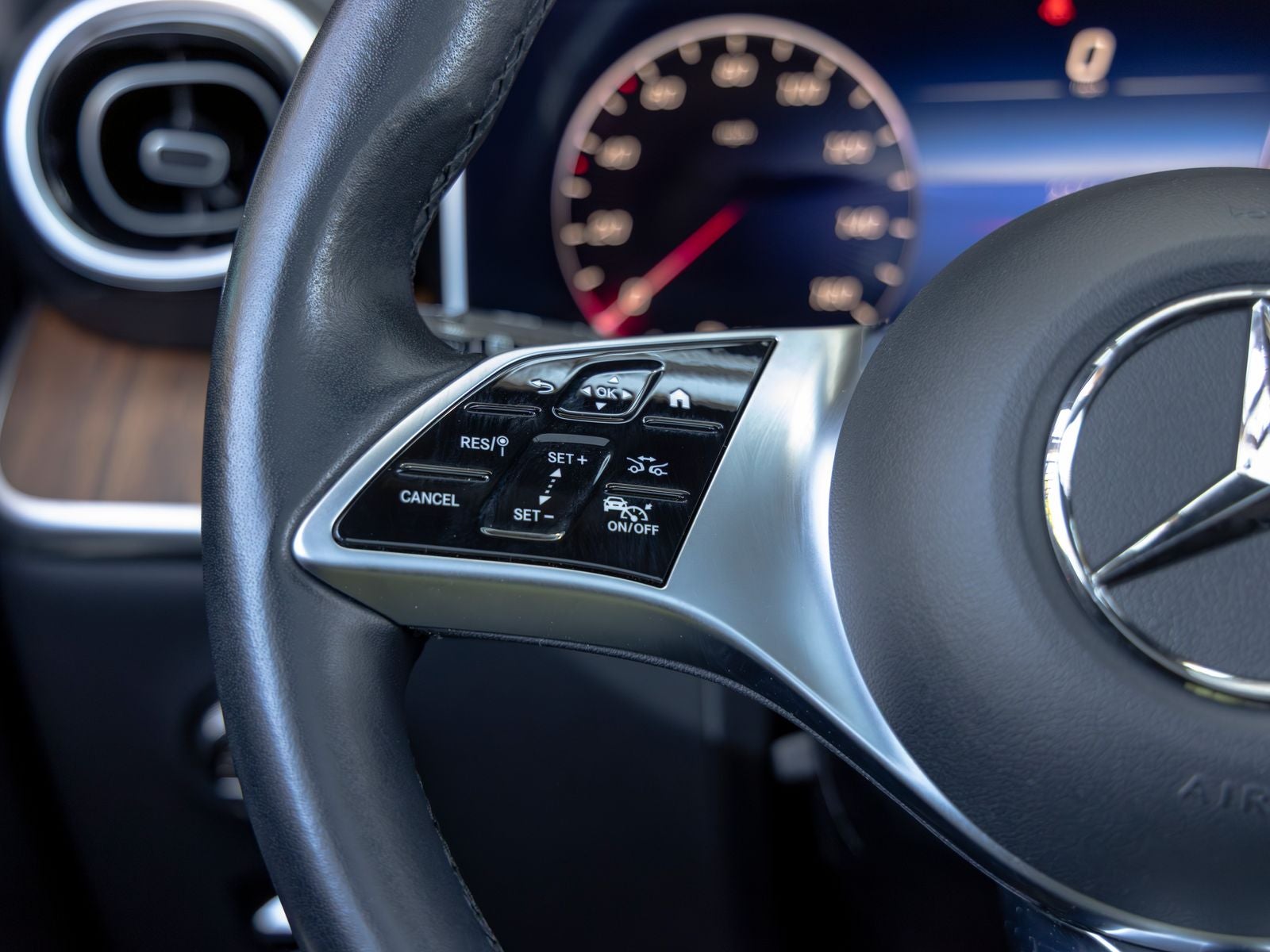 2023 Mercedes-Benz GLC GLC 300 4MATIC®