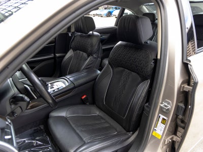 2022 BMW 7 Series 740i