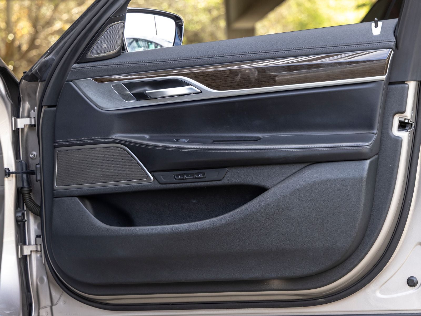 2022 BMW 7 Series 740i