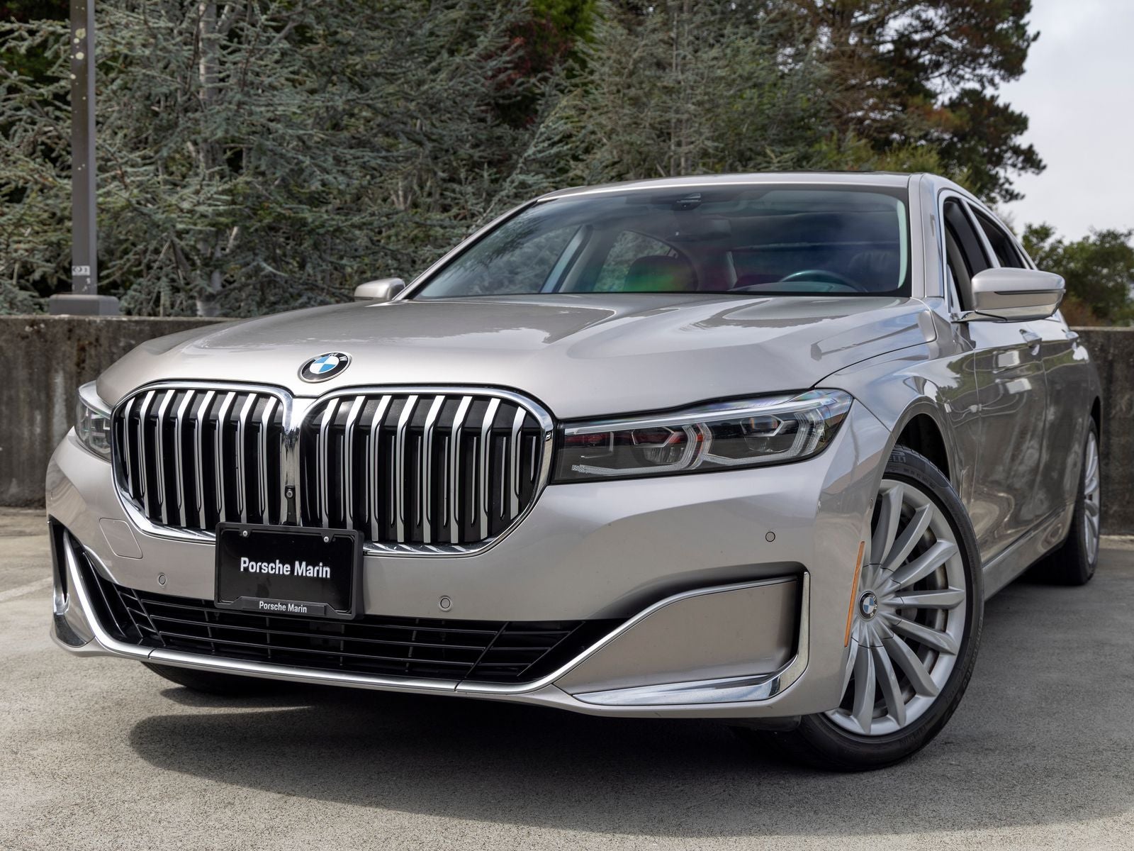 2022 BMW 7 Series 740i