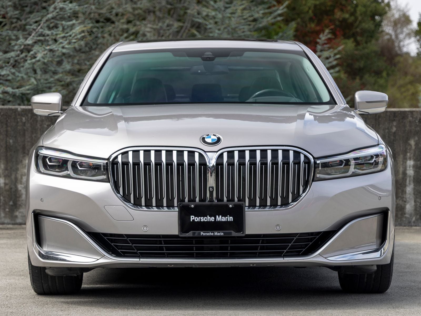2022 BMW 7 Series 740i