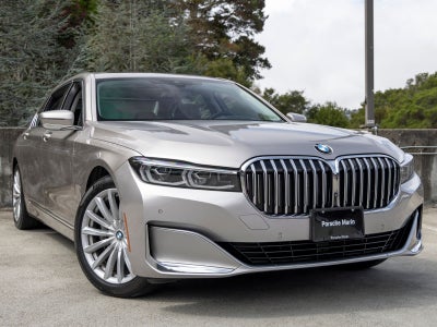 2022 BMW 7 Series 740i