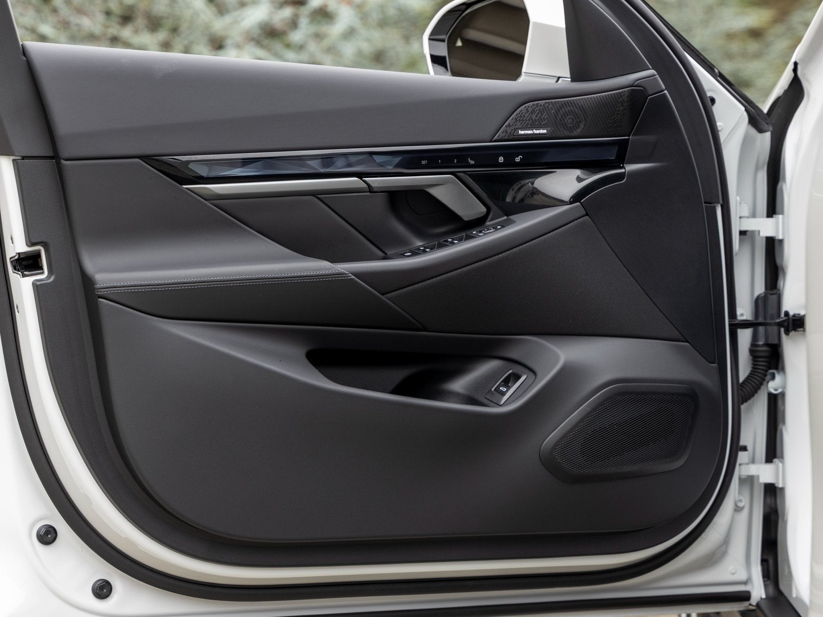 2025 BMW i5 xDrive40