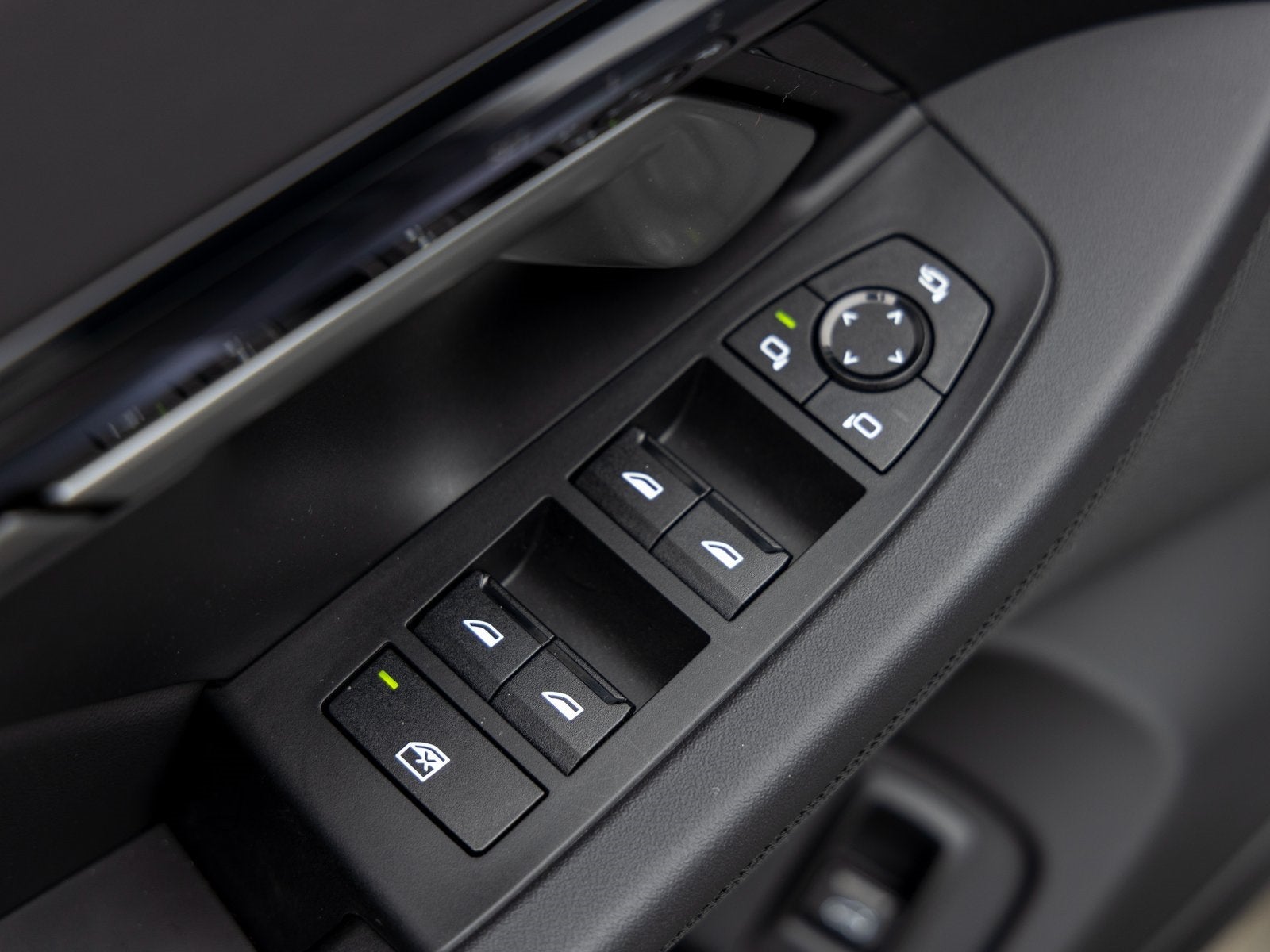 2025 BMW i5 xDrive40