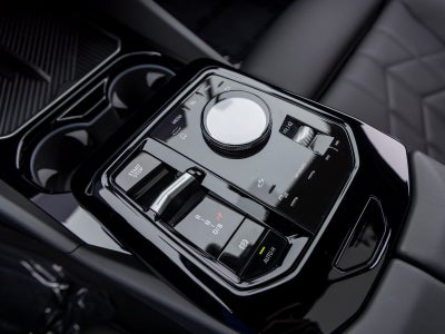 2025 BMW i5 xDrive40