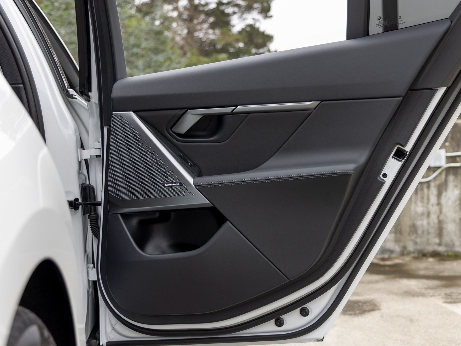 2025 BMW i5 xDrive40