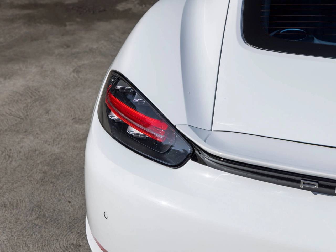 2018 Porsche 718 Cayman