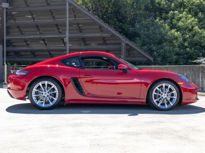 2025 Porsche 718 Cayman