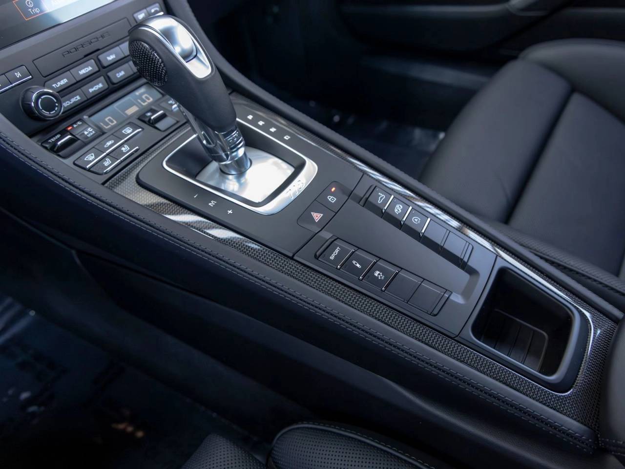 2025 Porsche 718 Cayman