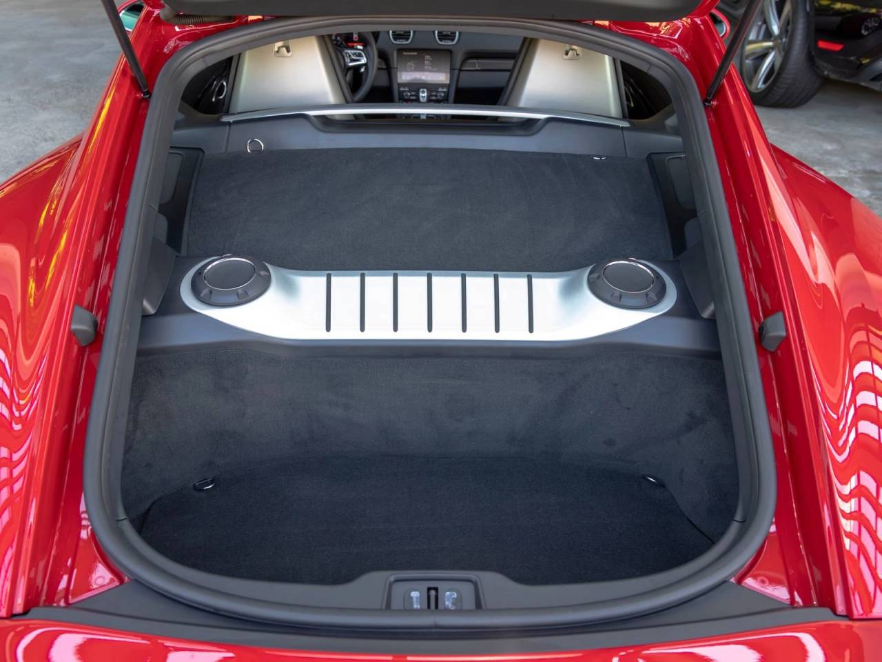 2025 Porsche 718 Cayman