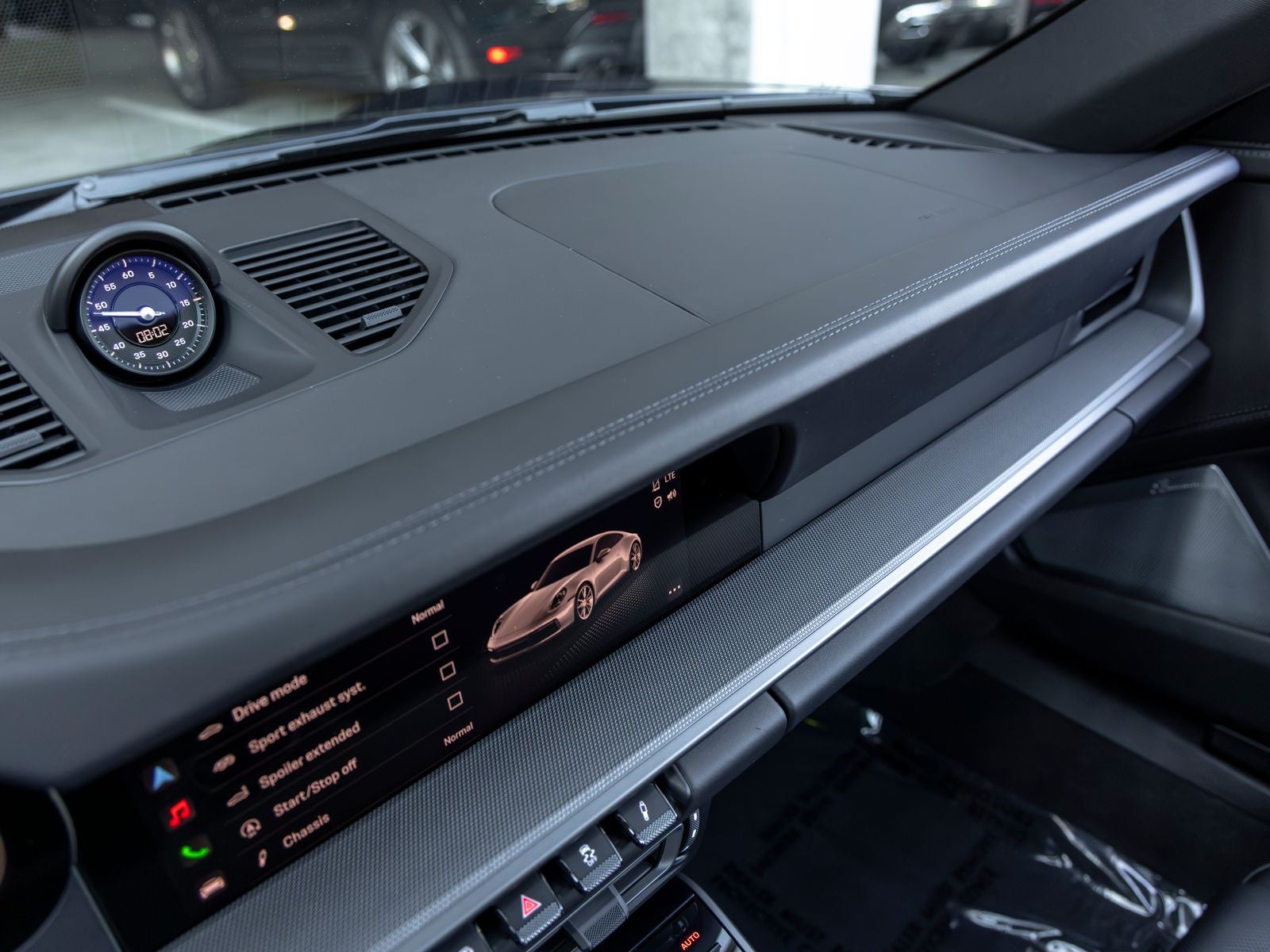 2022 Porsche 911 Carrera