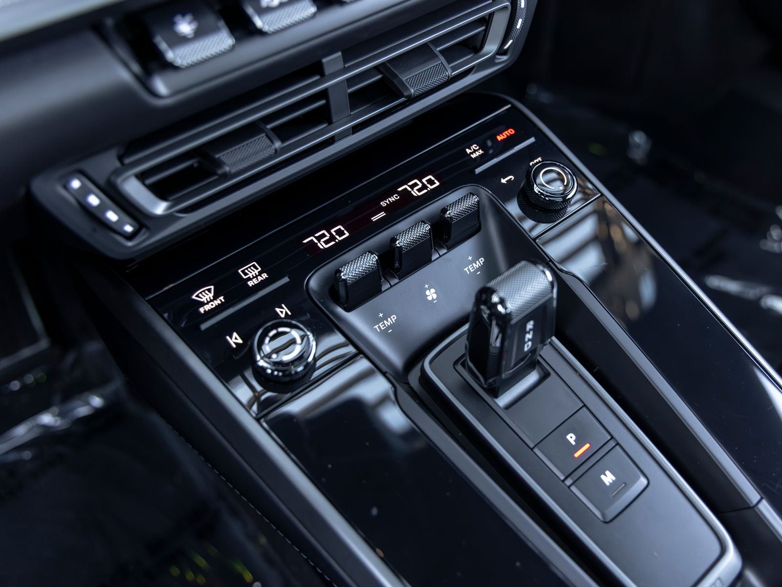 2022 Porsche 911 Carrera
