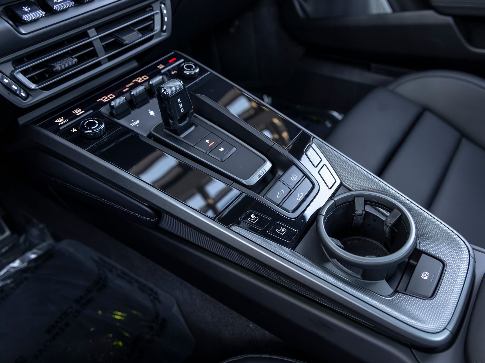 2022 Porsche 911 Carrera