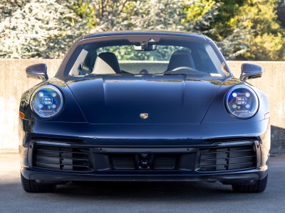 2022 Porsche 911 Carrera