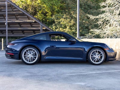 2022 Porsche 911 Carrera