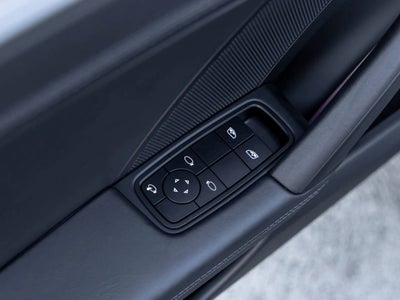 2022 Porsche 911 Carrera