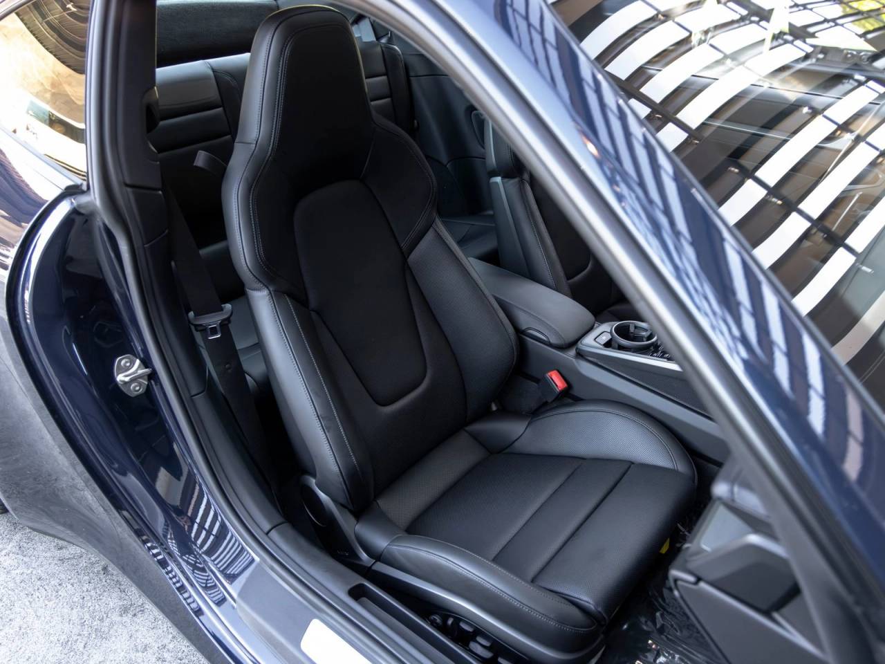 2022 Porsche 911 Carrera