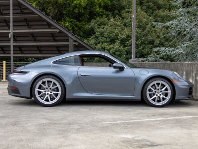 2025 Porsche 911 Carrera