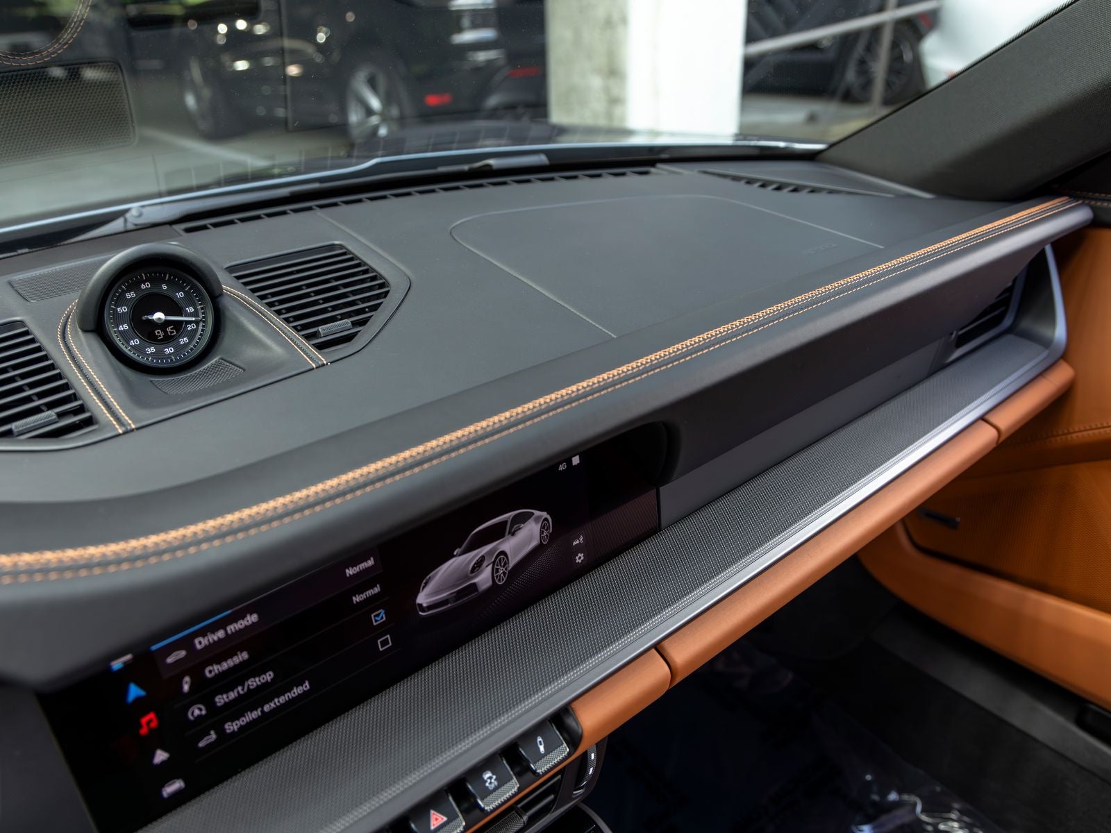 2025 Porsche 911 Carrera