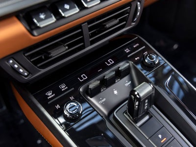 2025 Porsche 911 Carrera