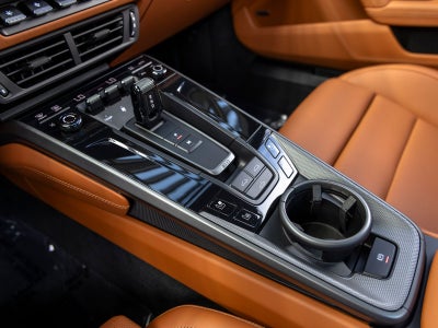 2025 Porsche 911 Carrera