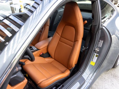 2025 Porsche 911 Carrera