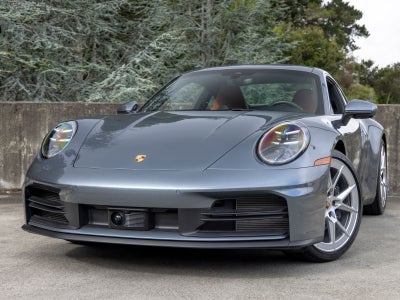 2025 Porsche 911 Carrera