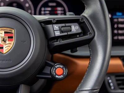 2025 Porsche 911 Carrera