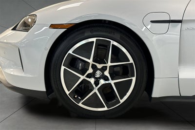 2025 Porsche Taycan Base