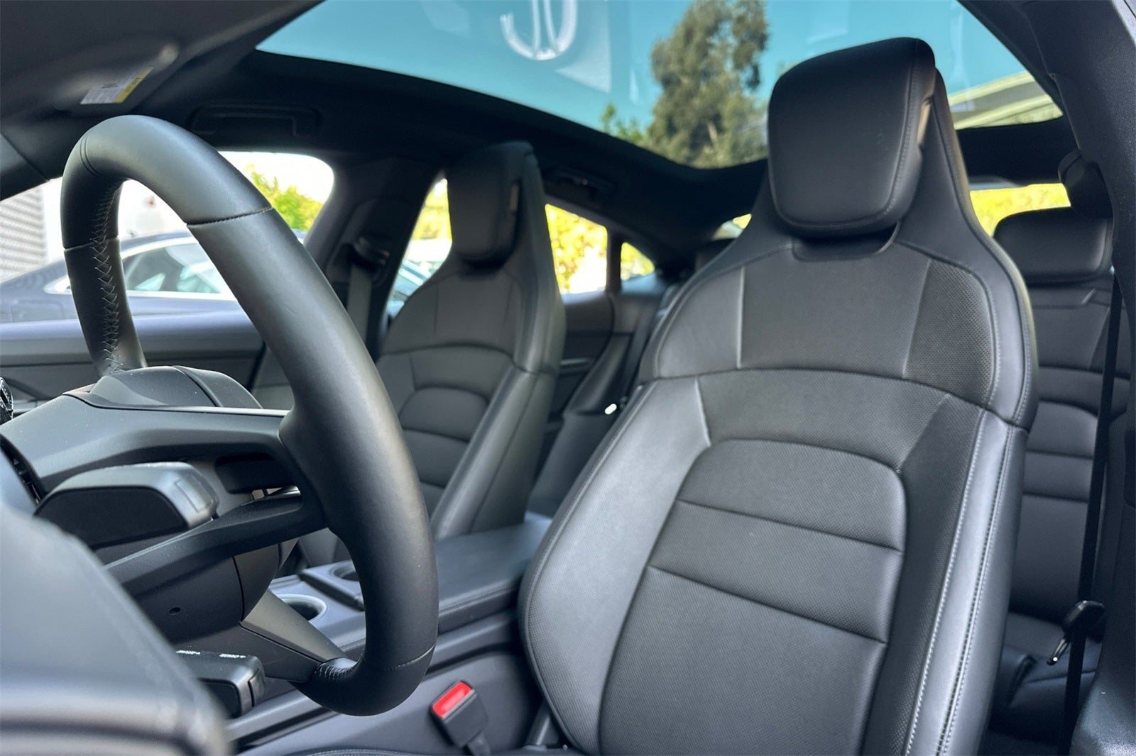 2025 Porsche Taycan Base