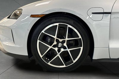 2025 Porsche Taycan Taycan