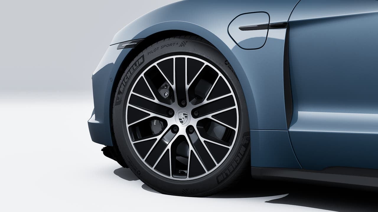 2025 Porsche Taycan Taycan 4