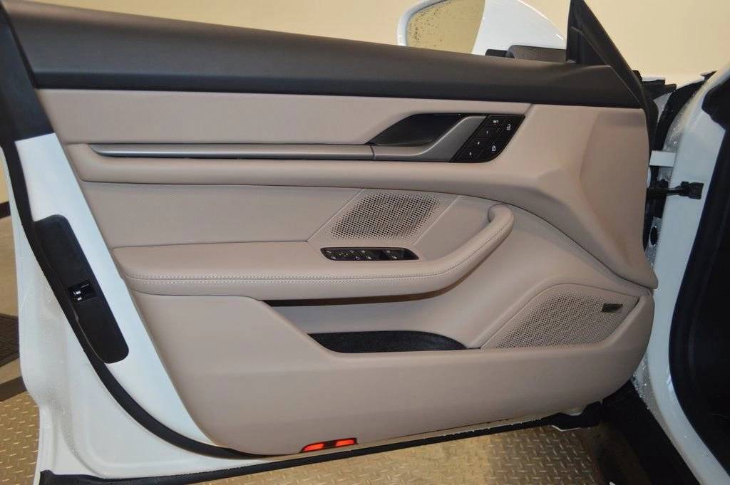 2026 Porsche Taycan Taycan 4