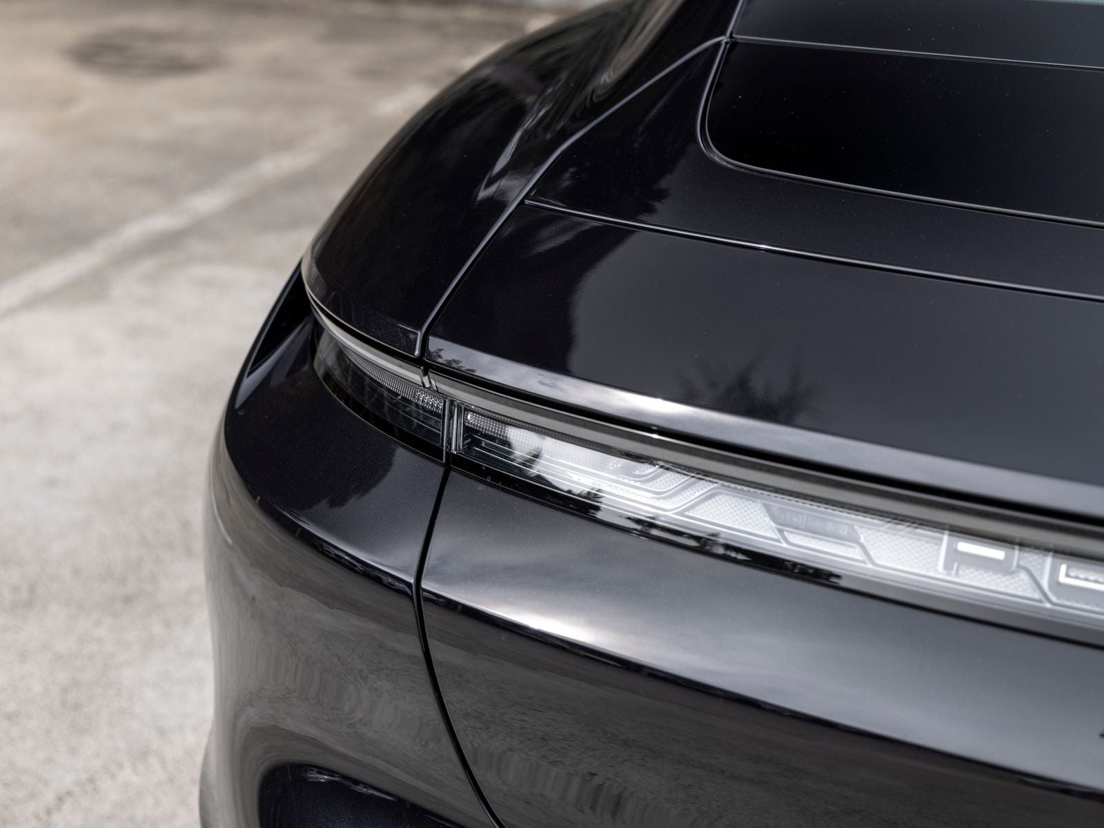 2026 Porsche Taycan Taycan 4 Black Edition