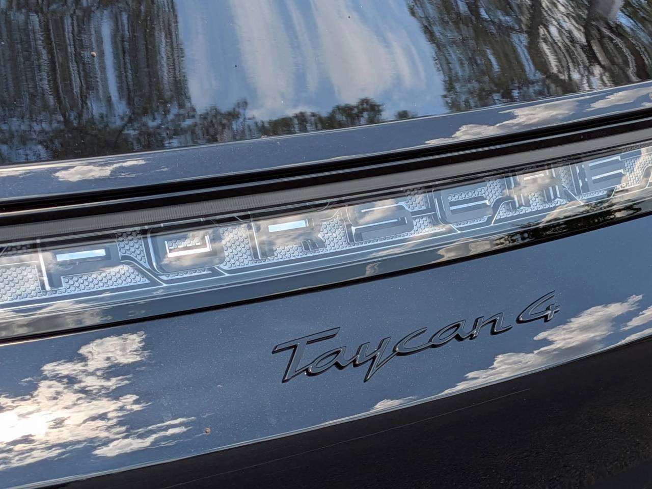 2026 Porsche Taycan Taycan 4 Black Edition