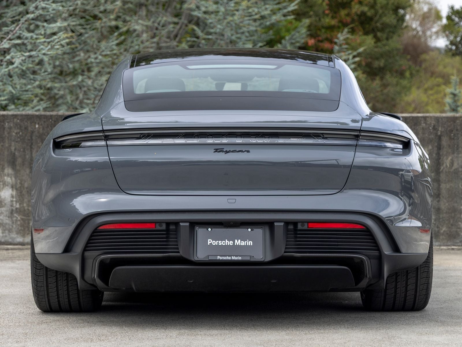 2026 Porsche Taycan Taycan Black Edition